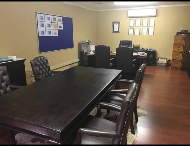 900M² OFFICE FOR SALE IN BO-DORP
